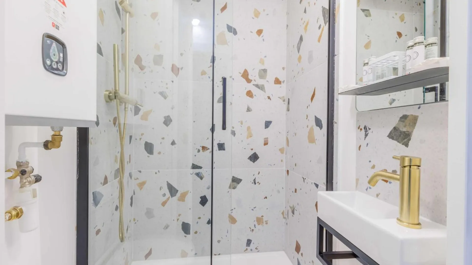 公寓 Charming Studio - Invalides - Mobility Lease 巴黎
